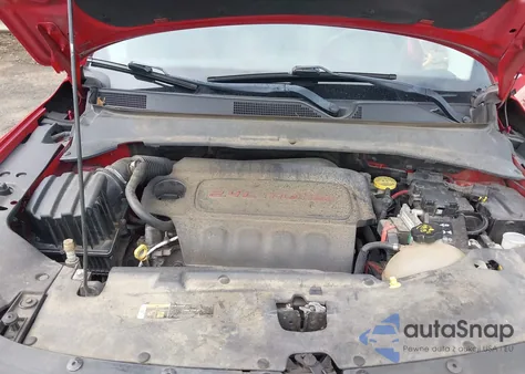 2018 Jeep Compass Latitude 4X4 from USA, damaged, VIN 3C4NJDBB9JT160925